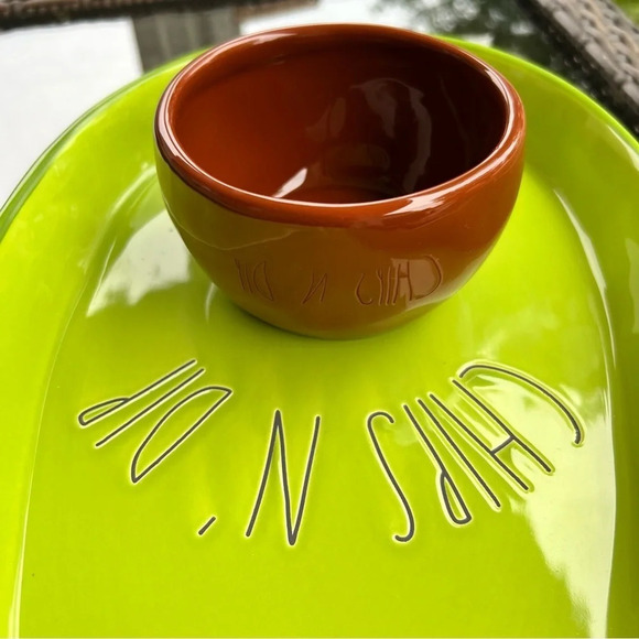 NEW Rae Dunn CHIPS N’ DIP adorable Avocado /Guacamole ceramic appetizer tray - Picture 5 of 9